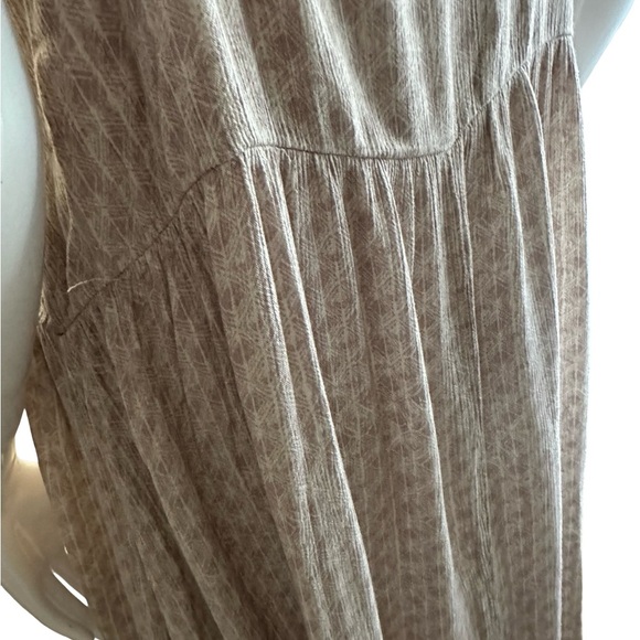 Mahina Maxi Dress - Picture 7 of 9